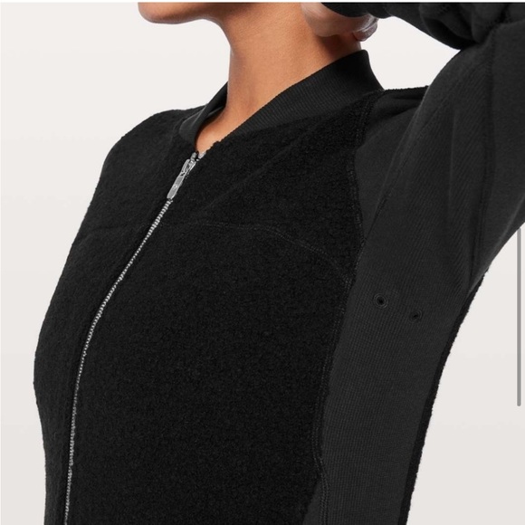 Lululemon Athletica | Stand Out Sherpa Jacket - Picture 5 of 7